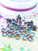 Charmed Flower Iridescent