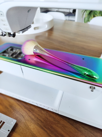 Rainbow Sewing Machine Cleaning Makeup Brush